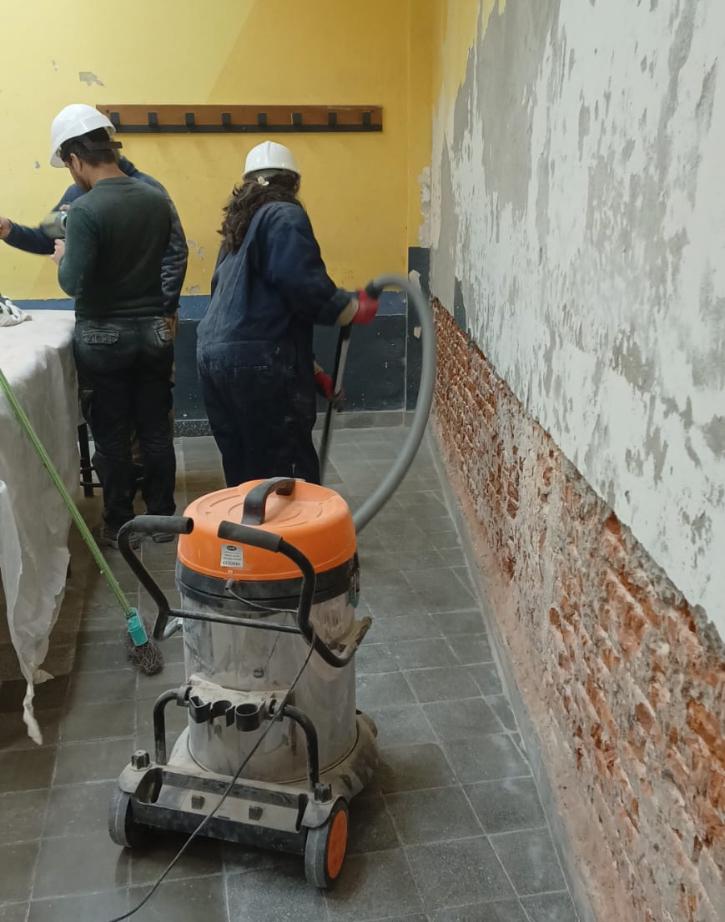 Lee más sobre el artículo Reparaciones en salón 007 de IEC